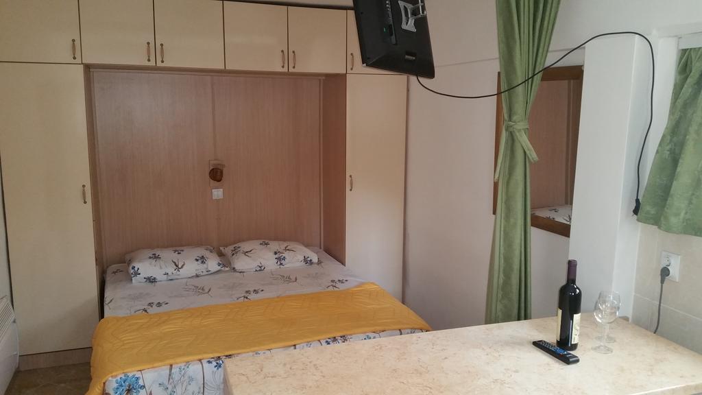 Apartments Lanterna Tivat Exterior foto