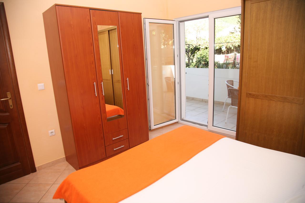 Apartments Lanterna Tivat Exterior foto