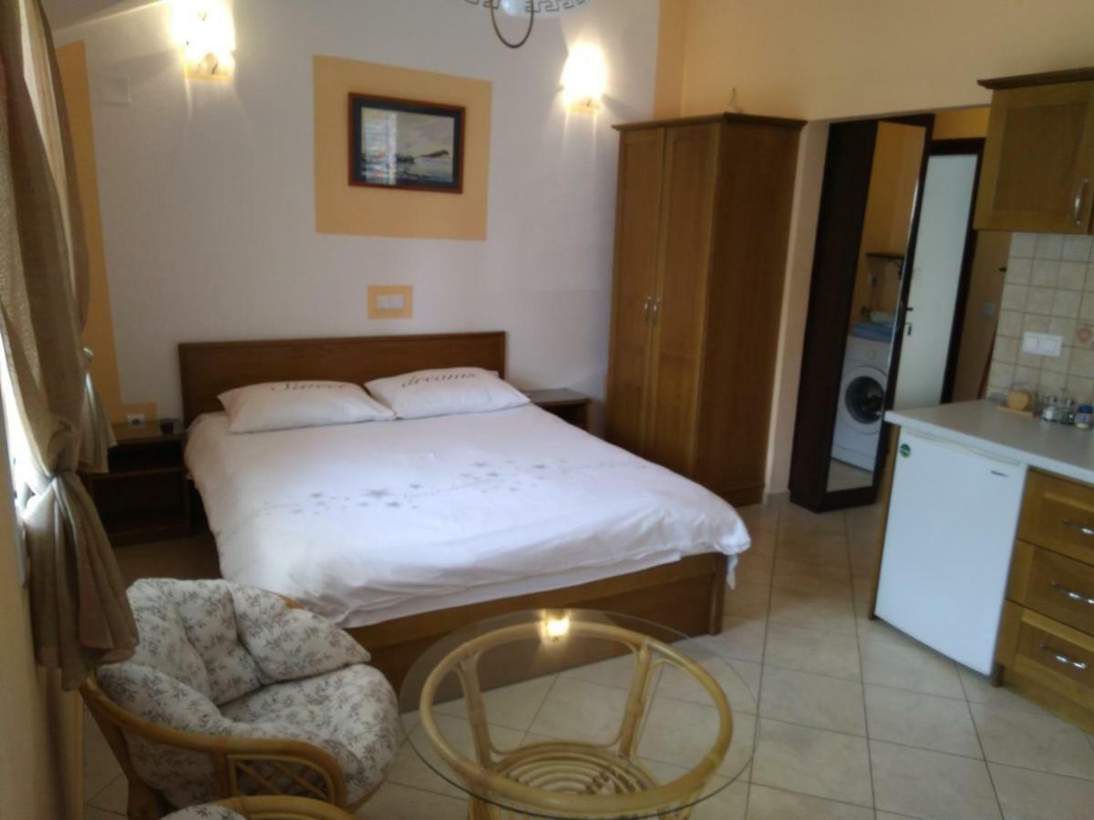 Apartments Lanterna Tivat Exterior foto